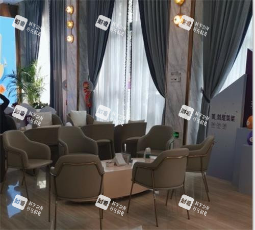 深圳美莱整形沙发区