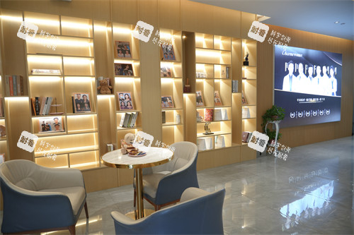 郑州芊美医疗美容一楼大厅