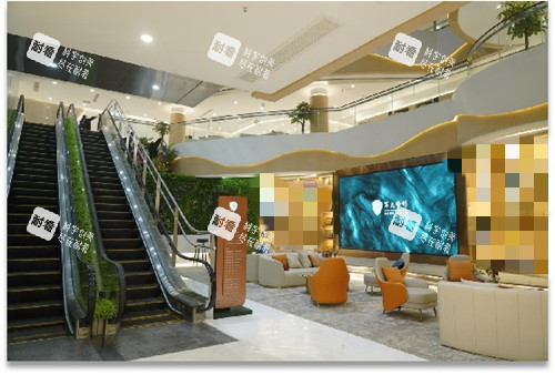 成都军大整形一楼休息等待区环境