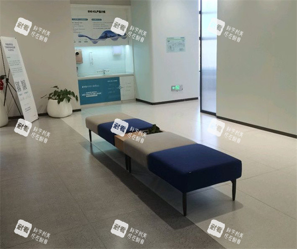 青海爱尔眼科医院内部一角