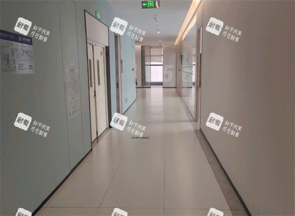 青海爱尔眼科医院内部走廊