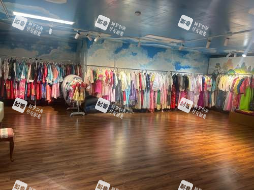 明洞LUMI SPACE韩服体验店环境