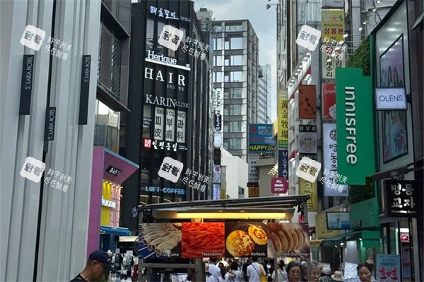 韩国明洞购物街