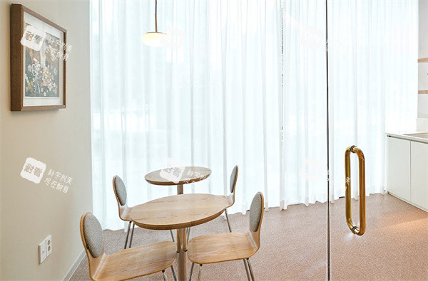 韩国Kcell皮肤科休息室