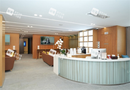 成都艺星整形美容2楼前台