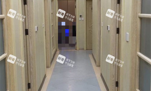 北京润美玉之光诊室门口展示