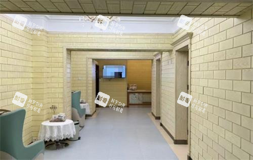 北京润美玉之光医疗美容门诊部走廊