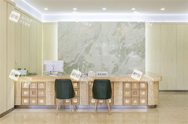 北京润美玉之光医疗美容前台
