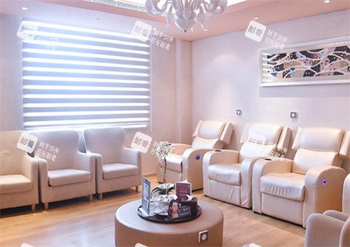 北京艺星整形候诊展示