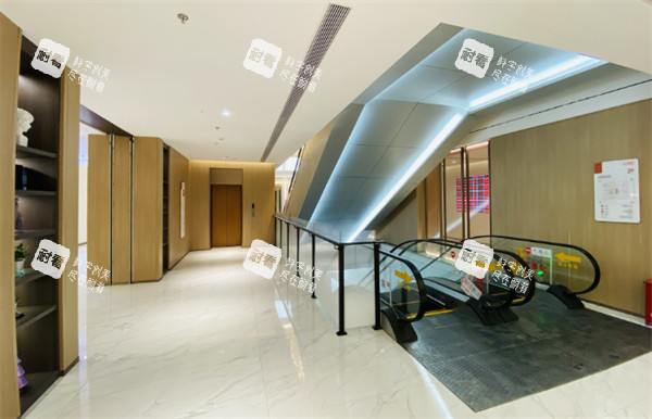 深圳婳美医疗美容医院扶梯