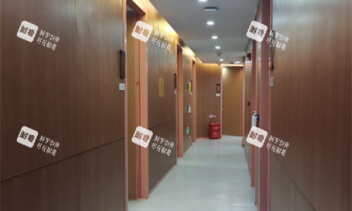深圳艺星医疗美容走廊图
