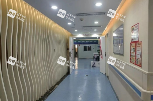 兰州亚韩医疗美容医院走廊