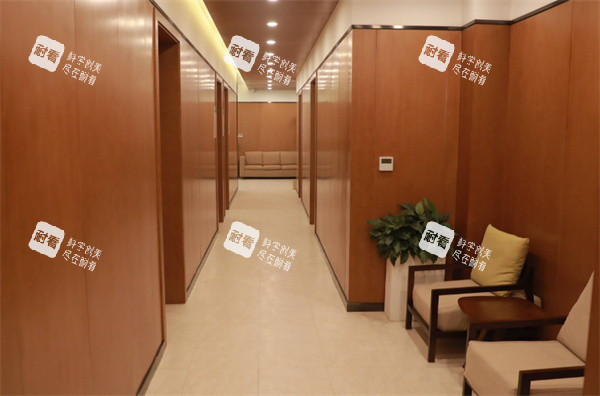 上海虹桥医院疤痕科走廊 上海虹桥医院疤痕科走廊