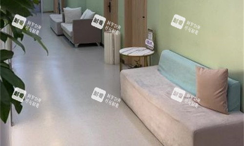 济南诺德医疗美容诊室门口 济南诺德医疗美容诊室门口
