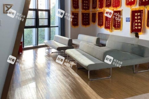 郑州尖峰眼科医院休息室 郑州尖峰眼科医院休息室