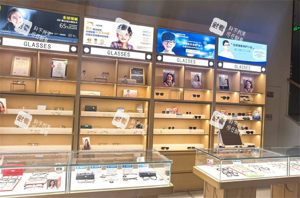 南京晶瑞眼科眼镜展示区