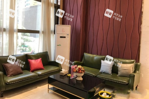 洛阳孔繁荣医疗美容门诊部休息室 洛阳孔繁荣医疗美容门诊部休息室