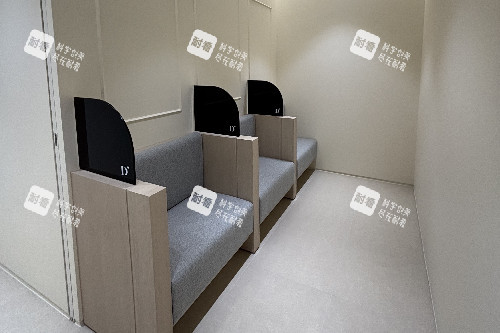 韩国doctors皮肤科东大门店休息区