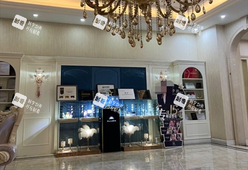 沈阳蓝天整形大厅展示区域