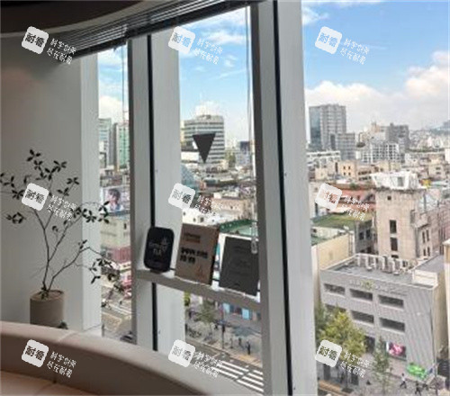 本杰明皮肤科窗边环境