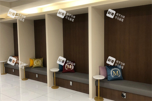 韩国梅宗德皮肤科等候区.jpg 韩国梅宗德皮肤科等候区.jpg