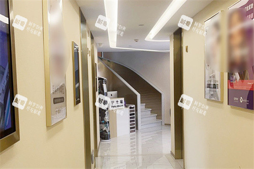深圳奥觅医疗美容龙岗店走廊 深圳奥觅医疗美容龙岗店走廊