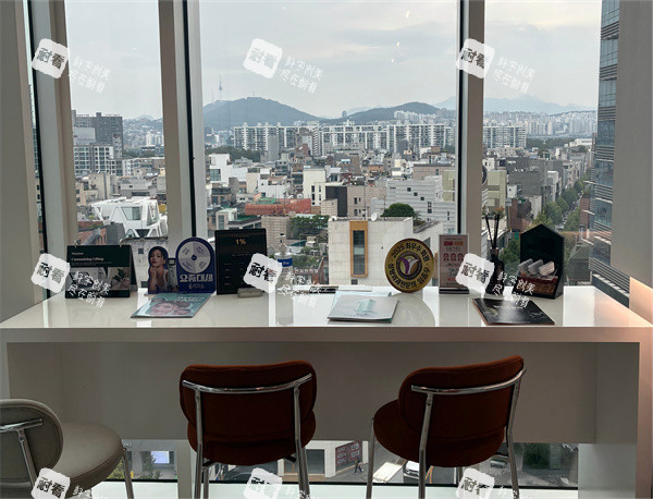 韩国百分之一整形外科室内一角.jpg 韩国百分之一整形外科室内一角.jpg