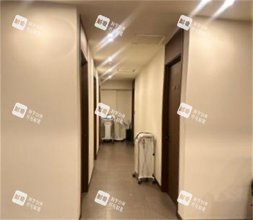 韩国梅宗德皮肤科走廊.jpg 韩国梅宗德皮肤科走廊.jpg
