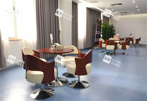 广州联合丽格整形休息区.jpg