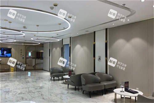 重庆华美整形外科医院候诊沙发环境.jpg 重庆华美整形外科医院候诊沙发环境.jpg