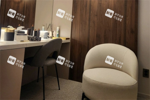 韩国dod皮肤科化妆台.jpg