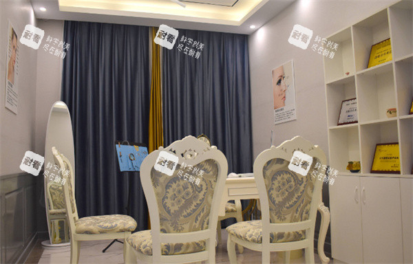 荆州华美医疗美容面诊室.jpg 荆州华美医疗美容面诊室.jpg