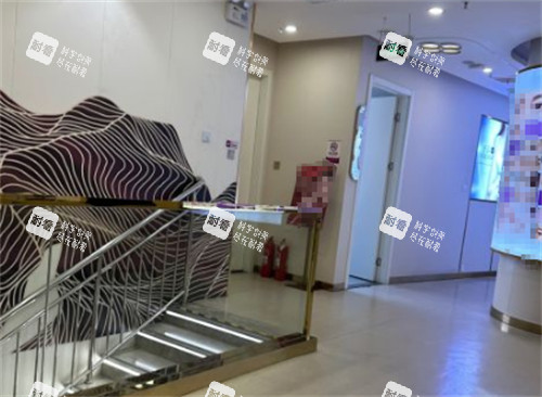 济南爱容整形二楼环境图.jpg 济南爱容整形二楼环境图.jpg