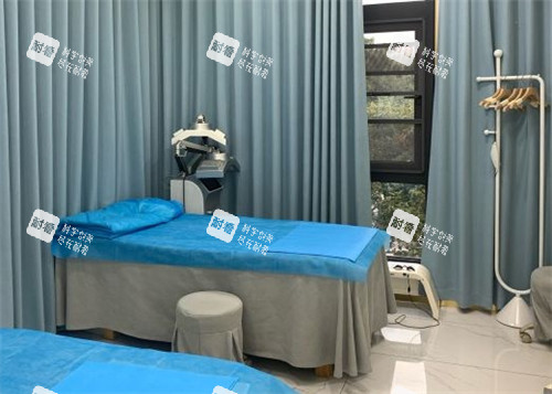 杭州奥拉克医疗美容就诊室.jpg 杭州奥拉克医疗美容就诊室.jpg