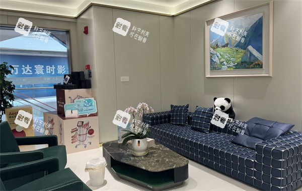 昆明悦容雅塑医疗美容休息区.jpg 昆明悦容雅塑医疗美容休息区.jpg