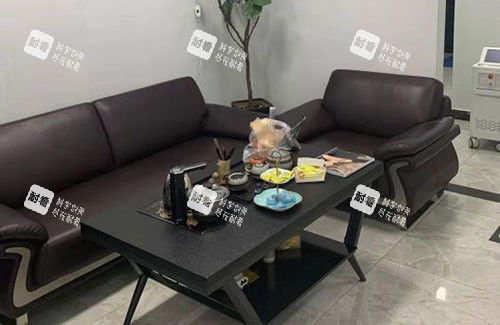连云港首尔睿熙整形等候区.jpg 连云港首尔睿熙整形等候区.jpg
