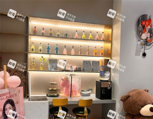 晋城熙颜医美饮品展区.jpg