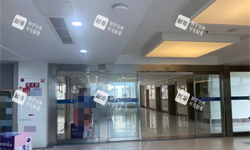 成都现代整形大厅图.jpg
