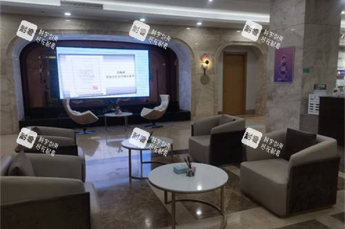 上海美联臣医疗美容医院休息候诊区沙发.jpg 上海美联臣医疗美容医院休息候诊区沙发.jpg