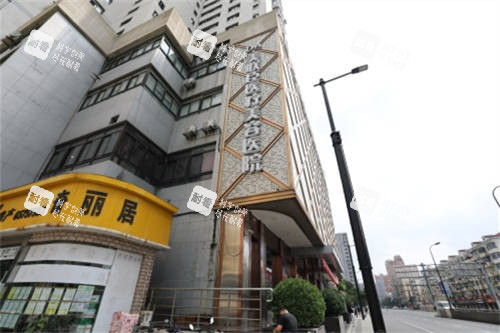 上海美联臣医疗美容医院外景门头招牌.JPG 上海美联臣医疗美容医院外景门头招牌.JPG