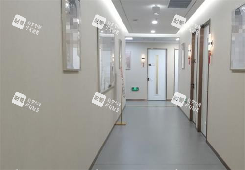 烟台知颜整形走廊.png