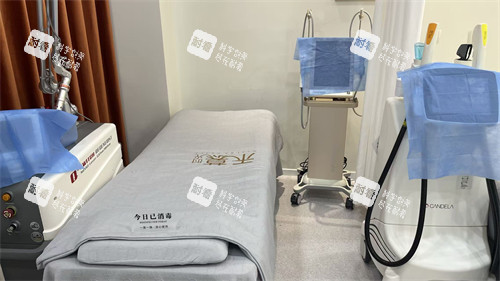 杭州禾慕时光医疗美容治疗室环境.jpg