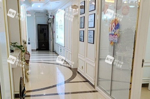 深圳弘美医疗美容医院走廊.jpg
