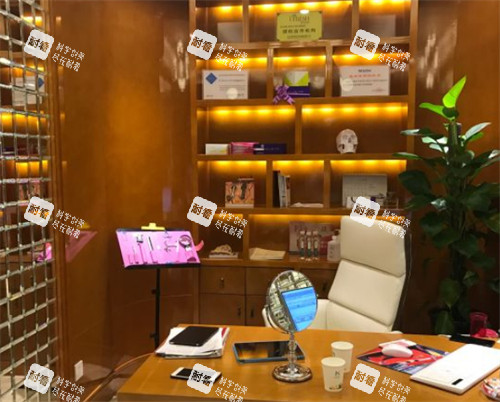 呼和浩特华医整形面诊室环境图.jpg 呼和浩特华医整形面诊室环境图.jpg