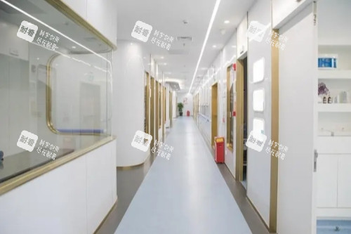 深圳千羽整形走廊.jpg
