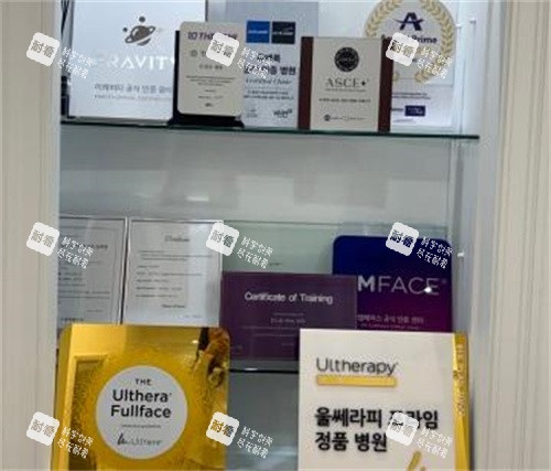 JD皮肤科室内一角.jpg JD皮肤科室内一角.jpg