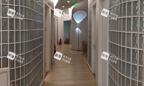 北京美可儿医疗美容走廊图.jpg