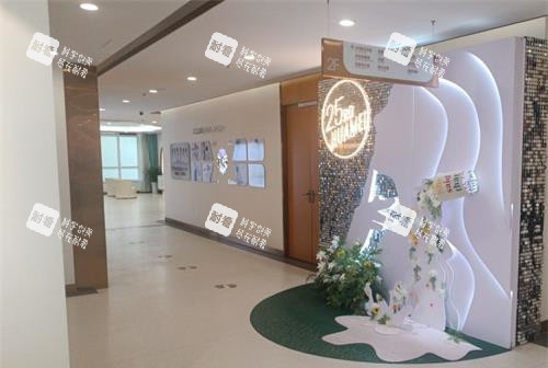 绵阳华美紫馨医学美容环境一角.jpg