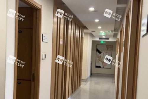 北京臻悦整形走廊.jpg 北京臻悦整形走廊.jpg