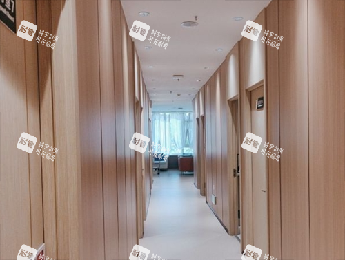 沈阳悦美格整形走廊.png